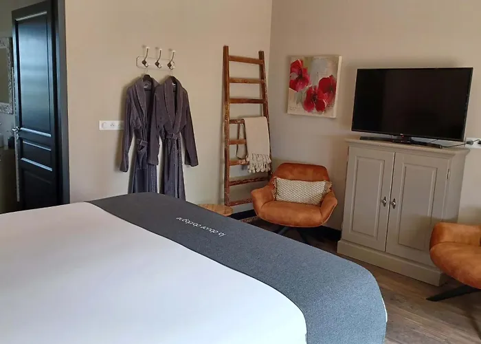 Bed & Breakfast La Douce Dordogne 4*